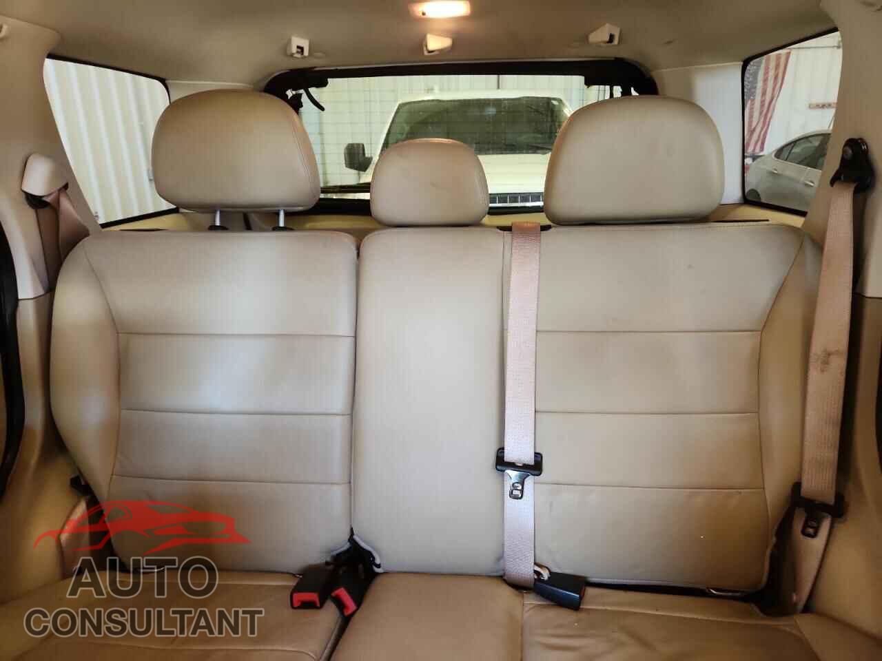 FORD ESCAPE 2012 - 1FMCU0EG4CKB90381