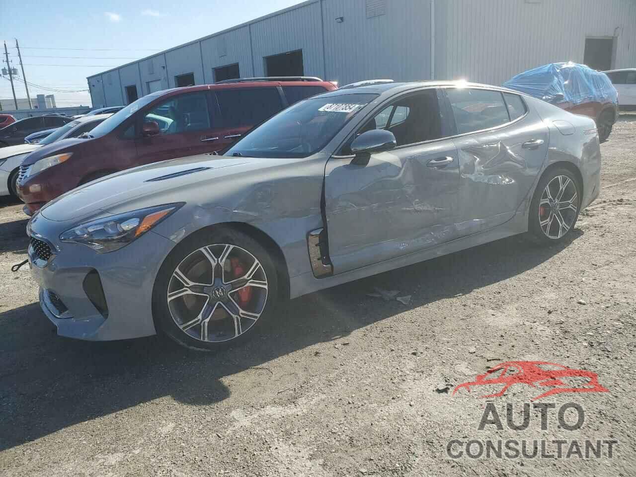 KIA STINGER 2018 - KNAE55LC9J6016817
