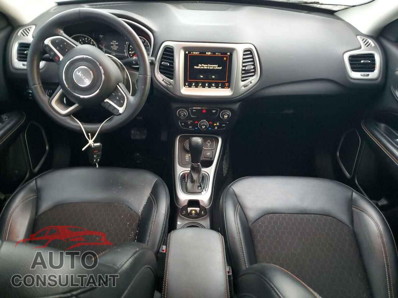 JEEP COMPASS 2017 - 3C4NJDBB8HT651318
