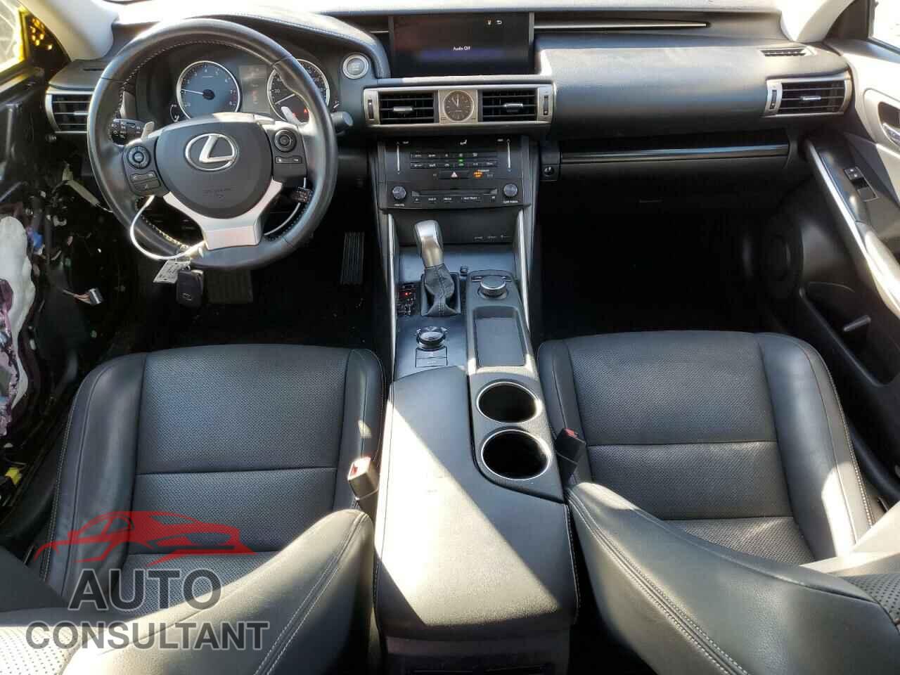 LEXUS IS 2014 - JTHBF1D24E5025520