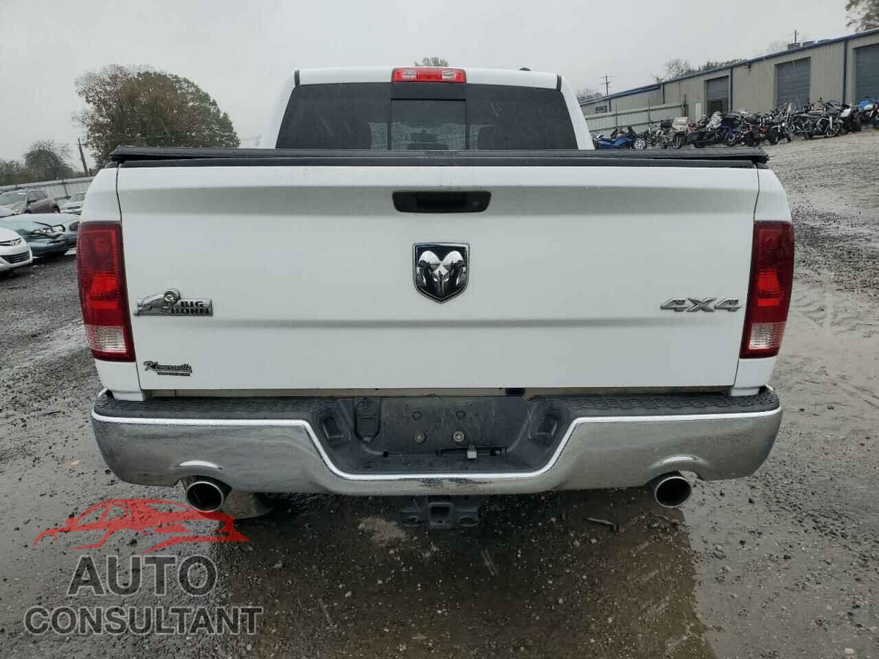 DODGE RAM 1500 2012 - 1C6RD7LT0CS187864