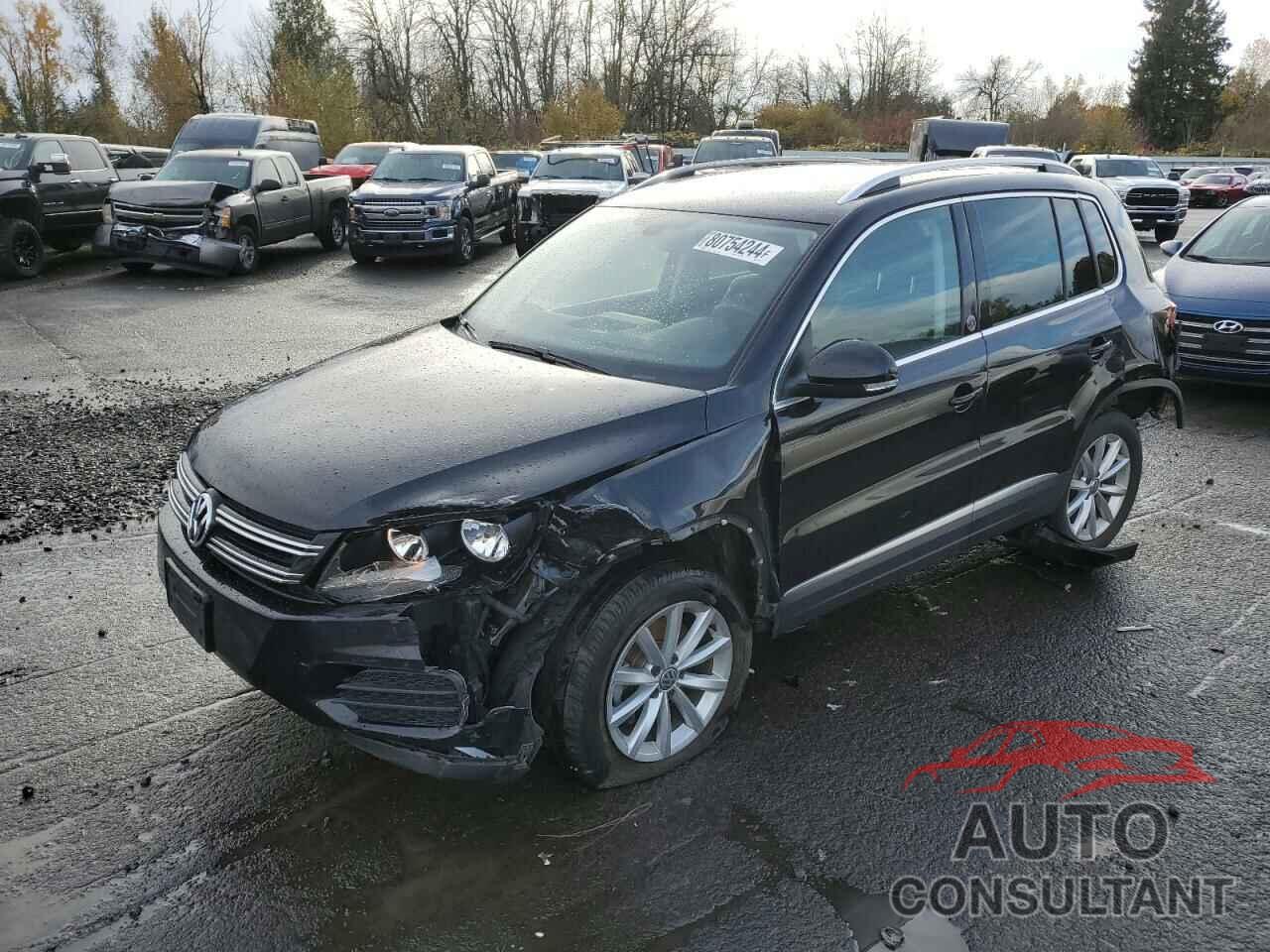 VOLKSWAGEN TIGUAN 2017 - WVGSV7AX3HW512080