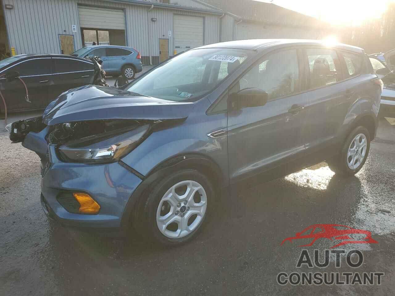 FORD ESCAPE 2018 - 1FMCU0F79JUB94961