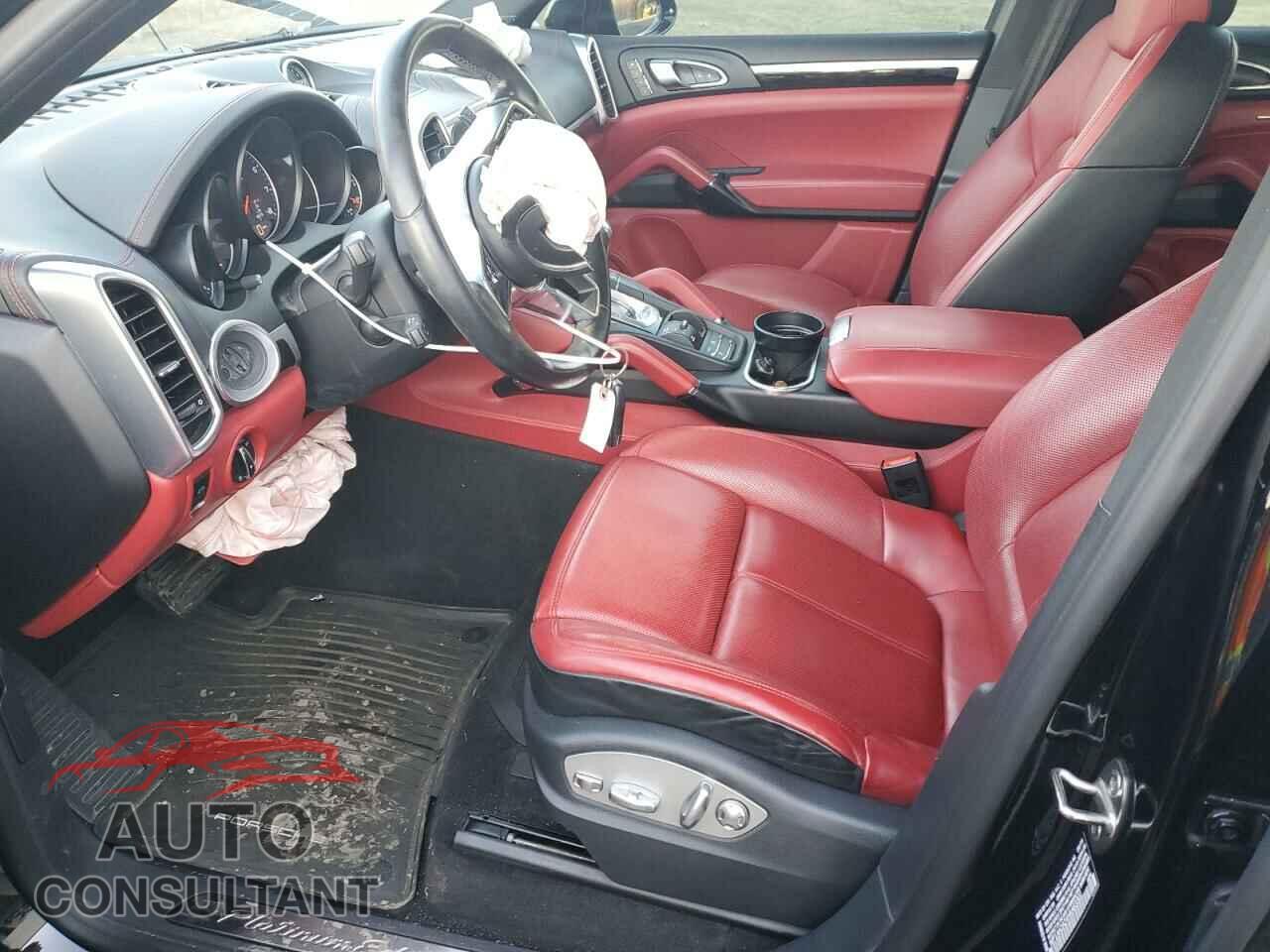 PORSCHE CAYENNE 2017 - WP1AA2A24HKA83301