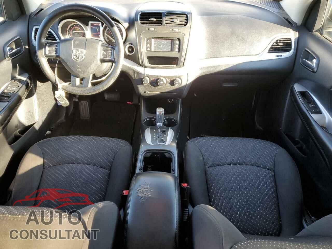 DODGE JOURNEY 2015 - 3C4PDCBG2FT726470