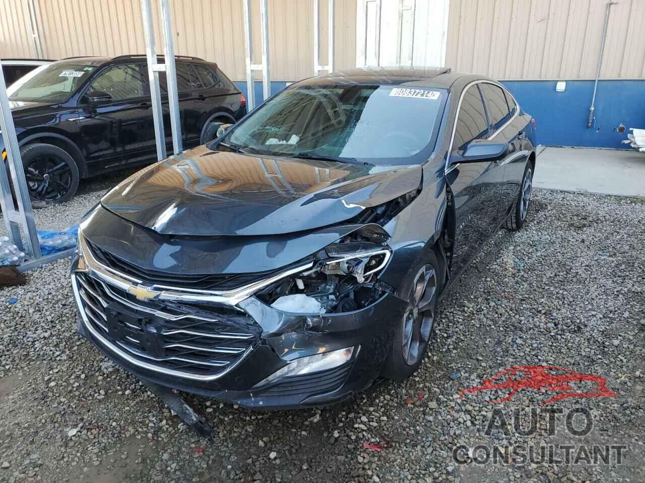 CHEVROLET MALIBU 2021 - 1G1ZD5ST9MF008125