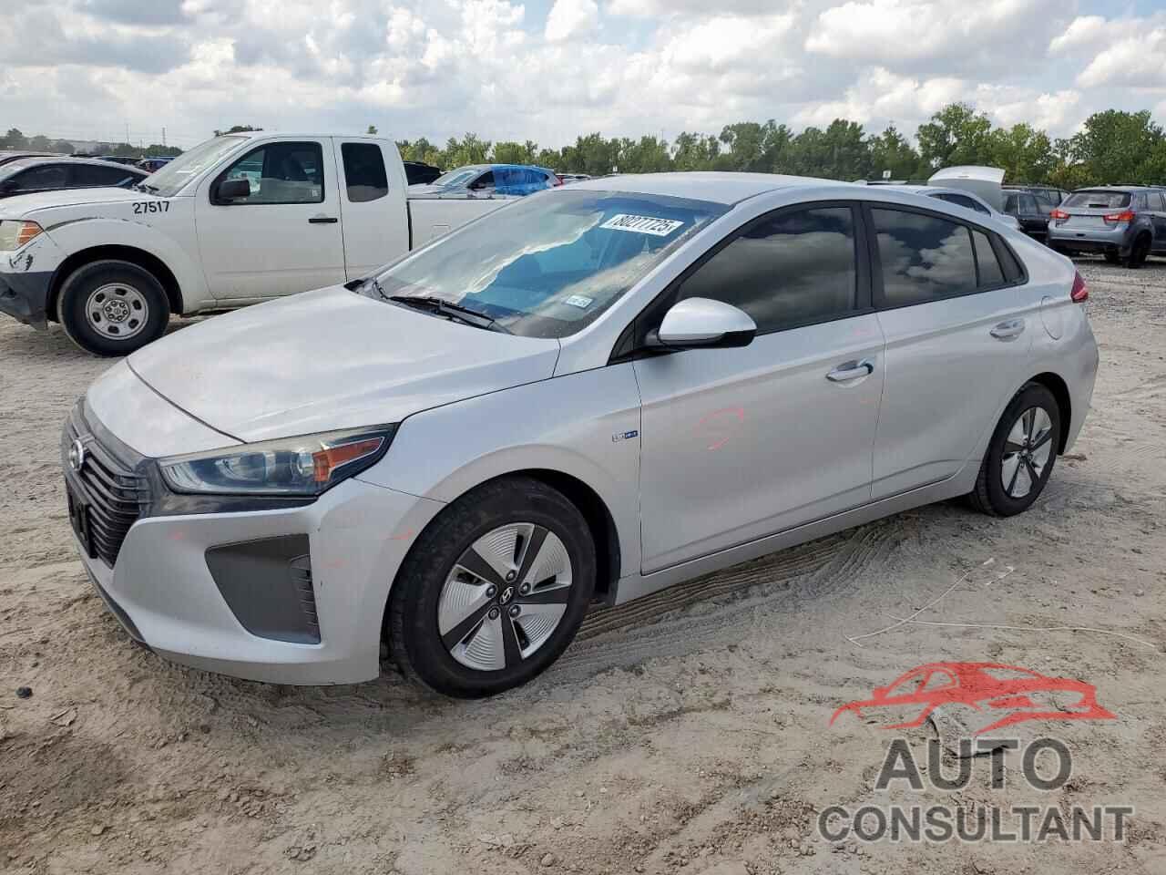 HYUNDAI IONIQ 2017 - KMHC65LC7HU043569