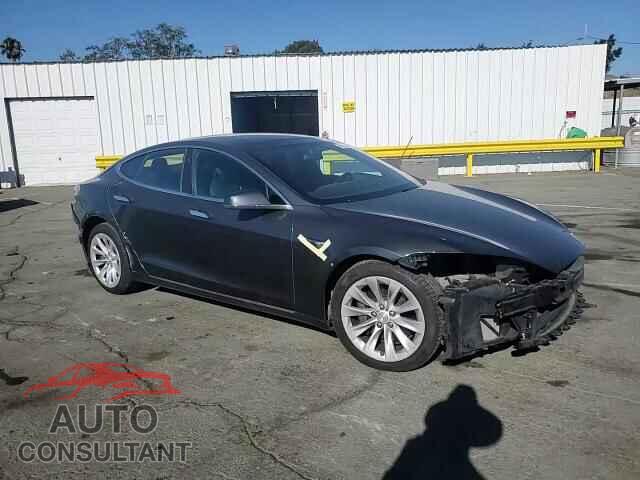 TESLA MODEL S 2017 - 5YJSA1E2XHF187640