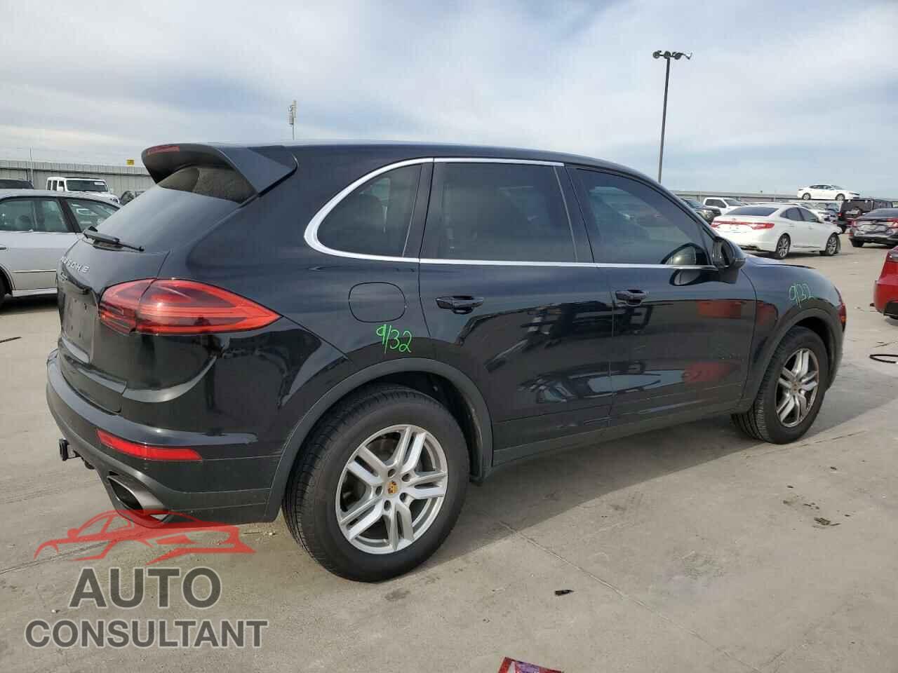 PORSCHE CAYENNE 2016 - WP1AA2A2XGKA08715