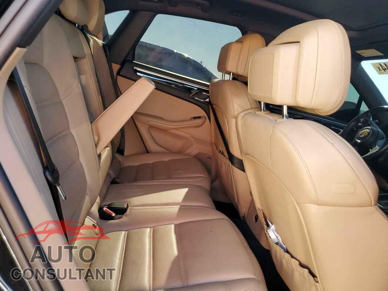 PORSCHE MACAN 2022 - WP1AA2A5XNLB02014