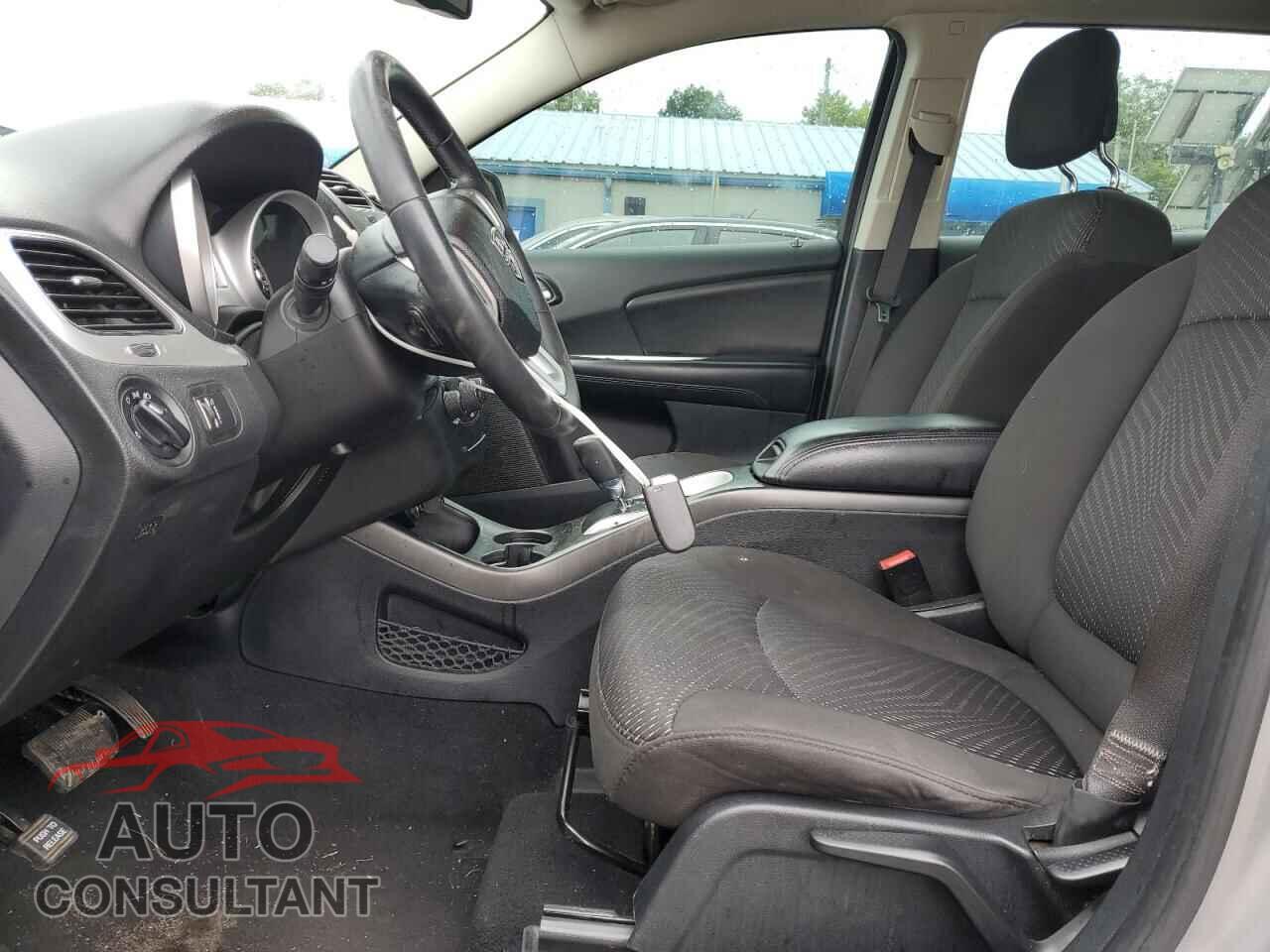 DODGE JOURNEY 2015 - 3C4PDCAB4FT700460