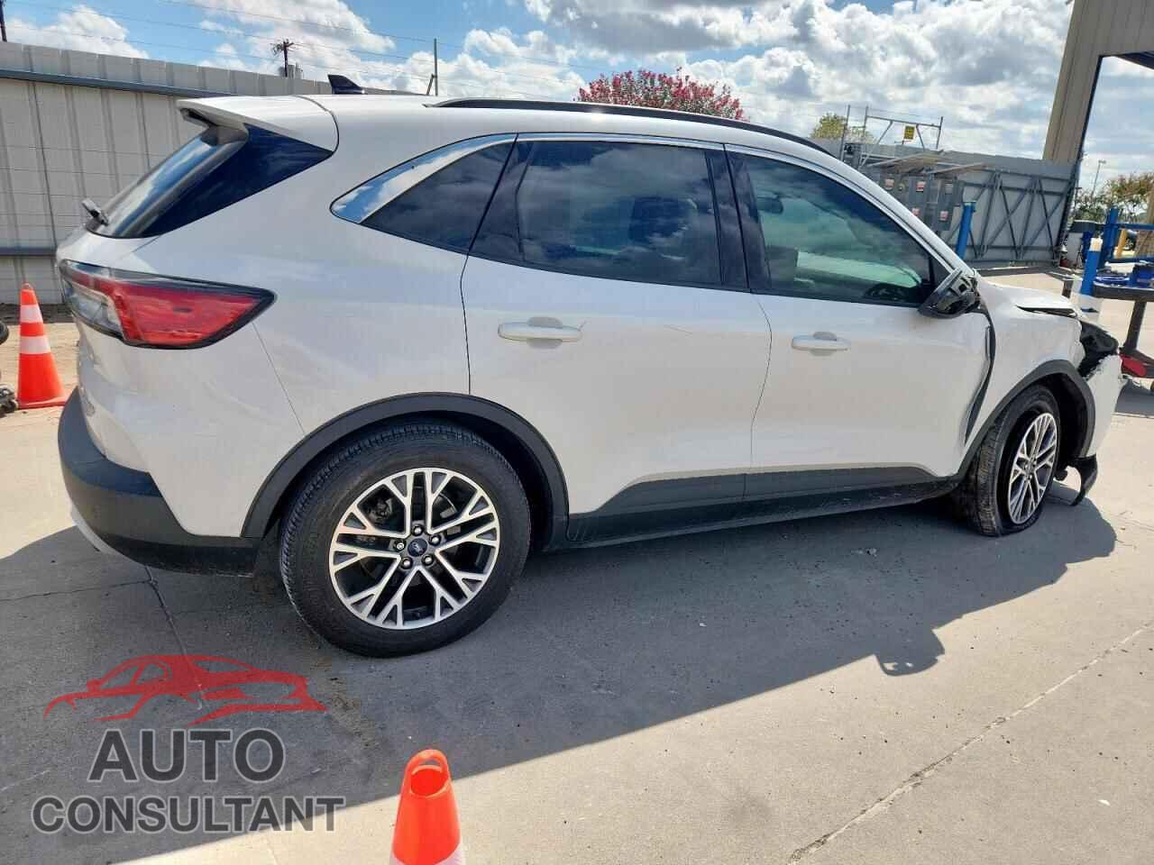 FORD ESCAPE 2020 - 1FMCU0H67LUA31300