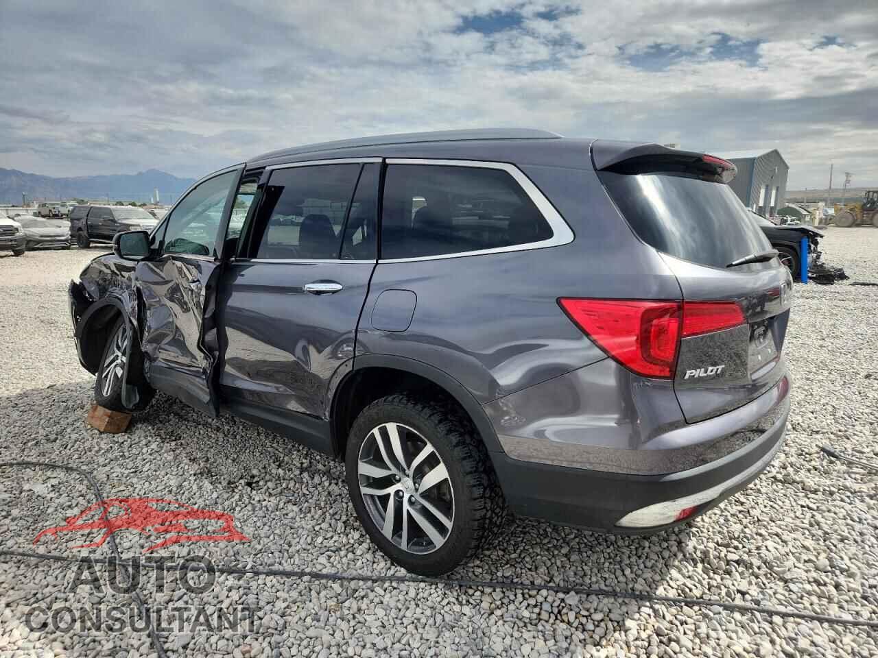 HONDA PILOT 2017 - 5FNYF6H04HB020693