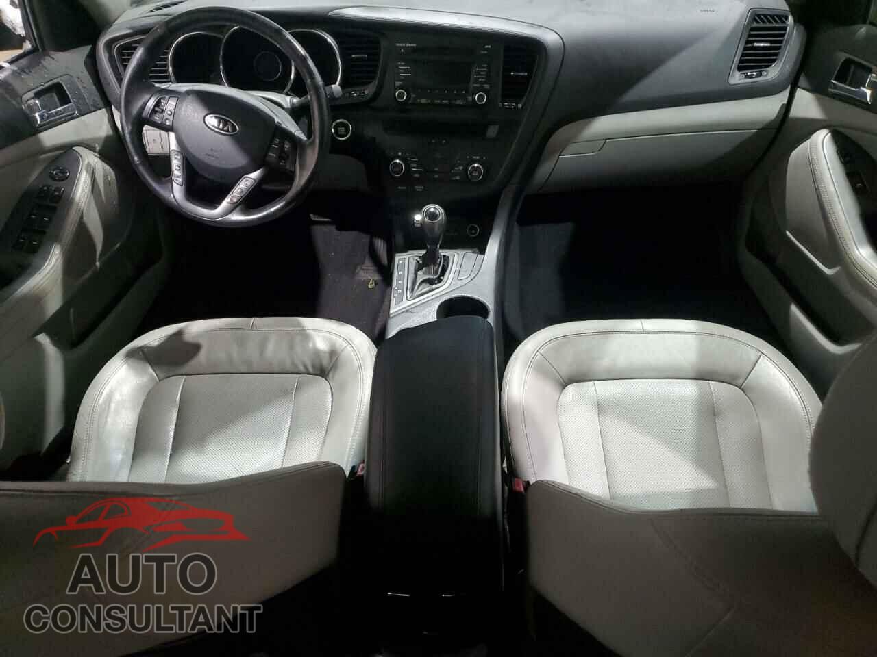 KIA OPTIMA 2011 - KNAGN4A79B5149089