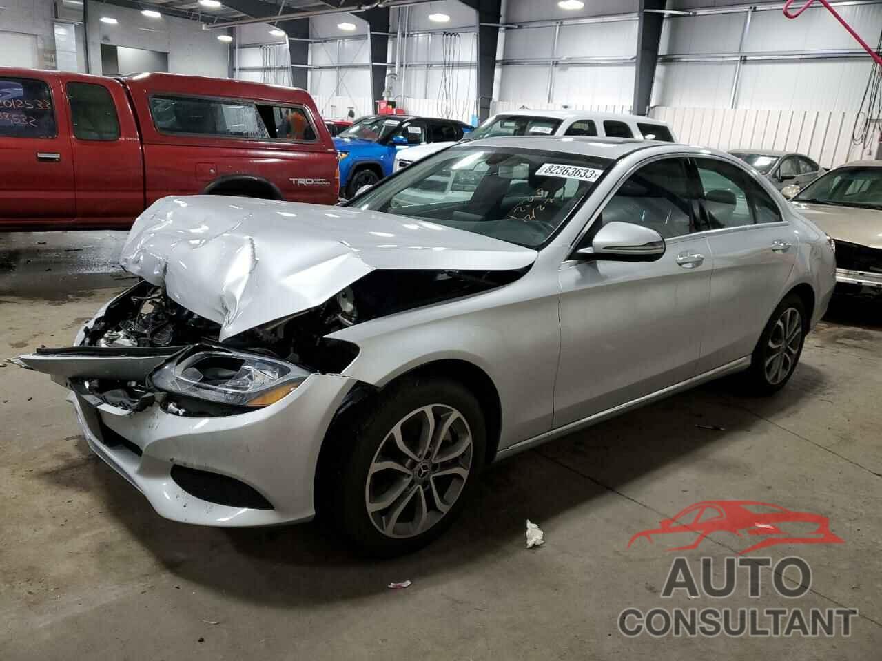 MERCEDES-BENZ C-CLASS 2018 - 55SWF4KB0JU245168