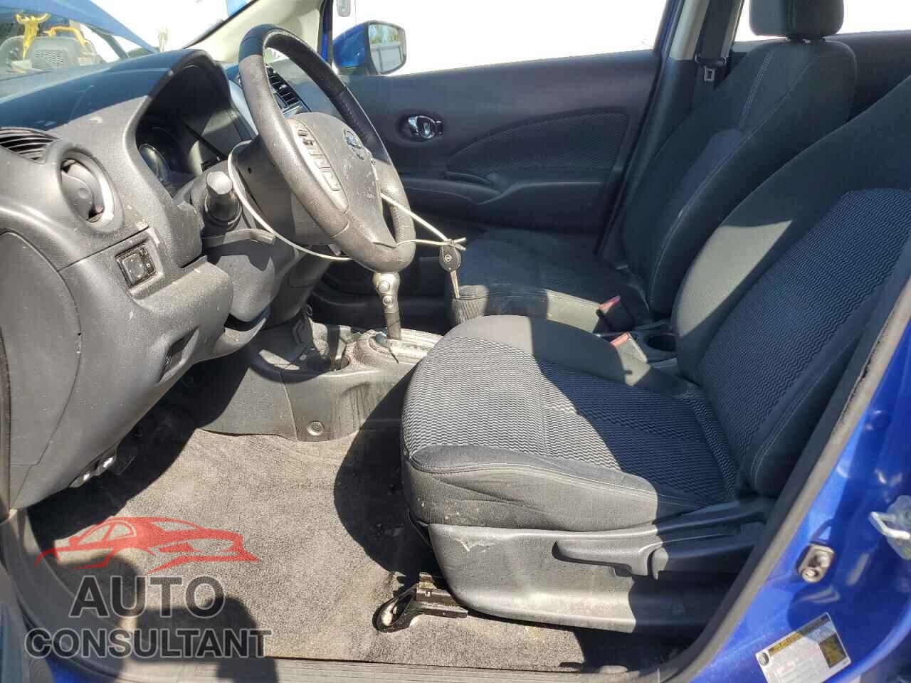 NISSAN VERSA 2017 - 3N1CE2CP4HL352180