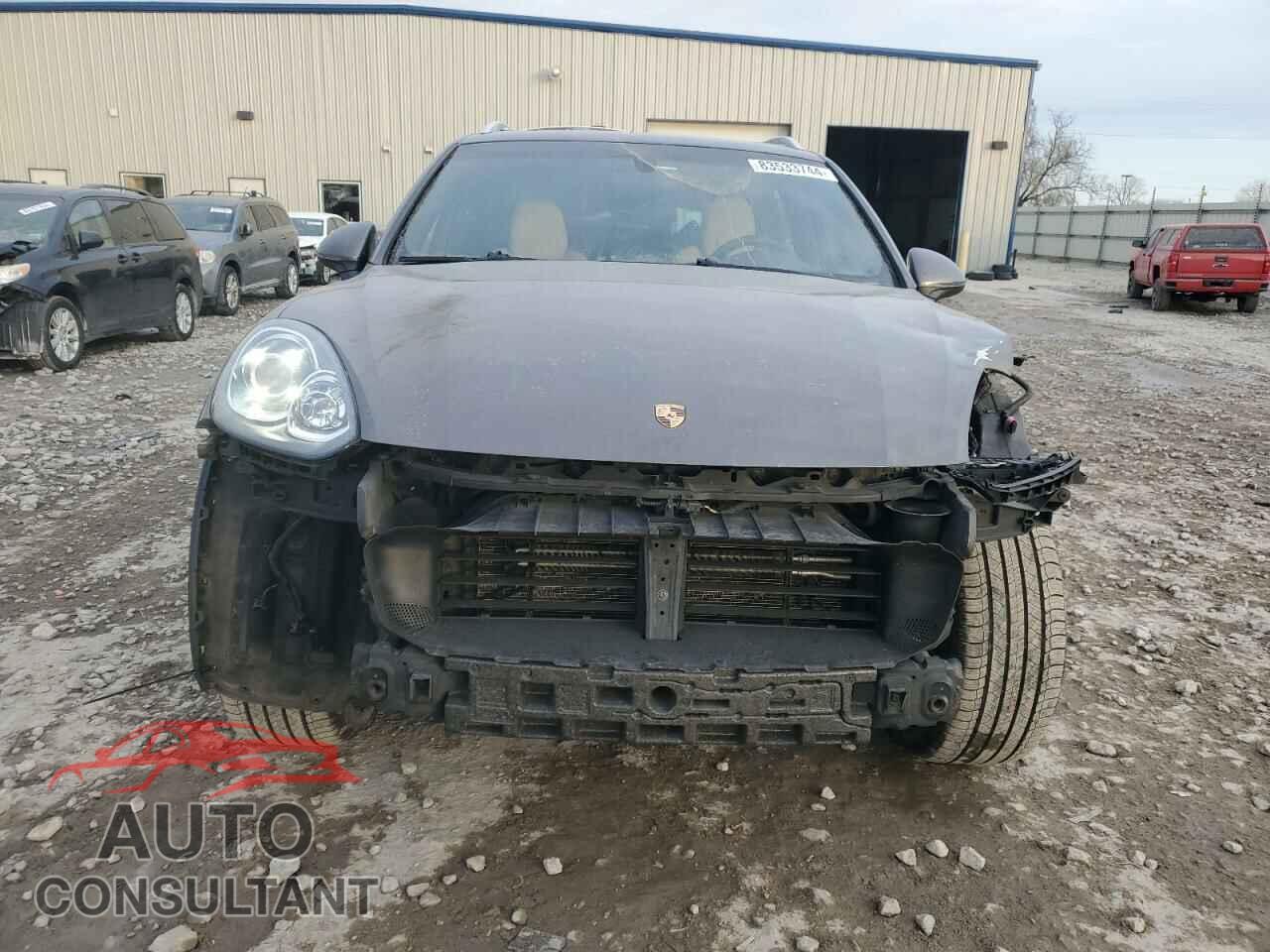 PORSCHE CAYENNE 2016 - WP1AA2A28GLA11316