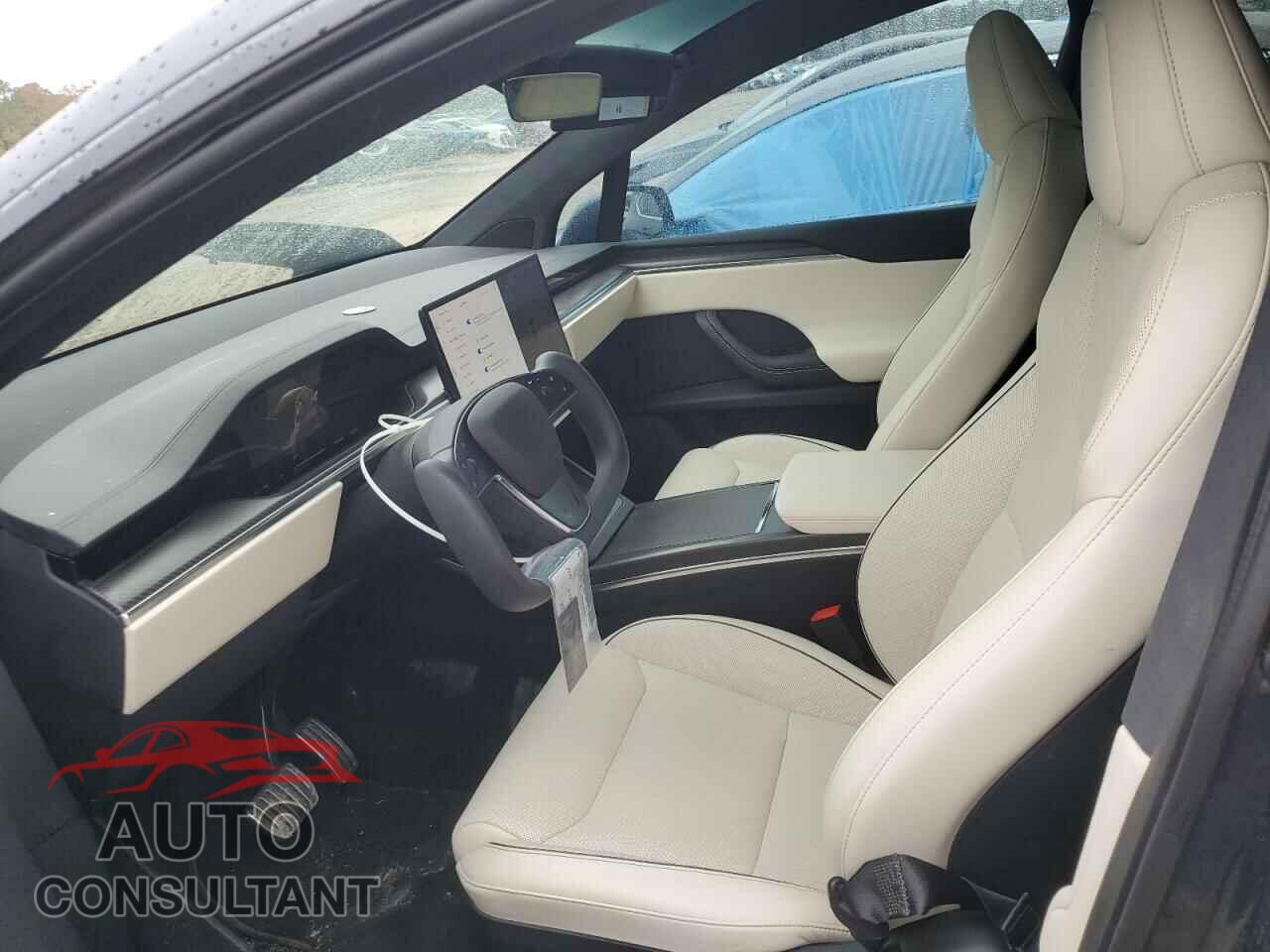 TESLA MODEL X 2023 - 7SAXCBE68PF373560