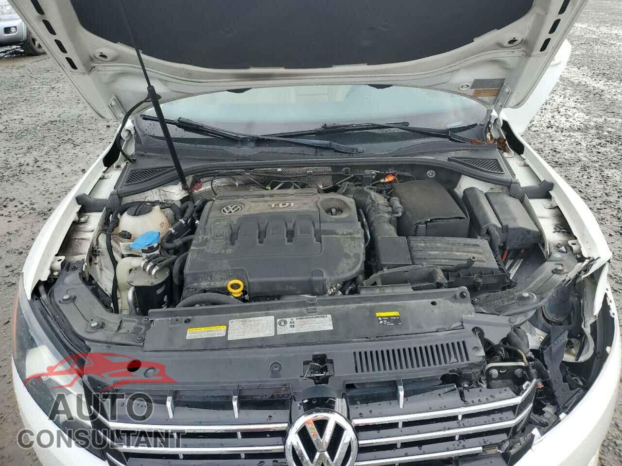 VOLKSWAGEN PASSAT 2015 - 1VWBV7A35FC092674