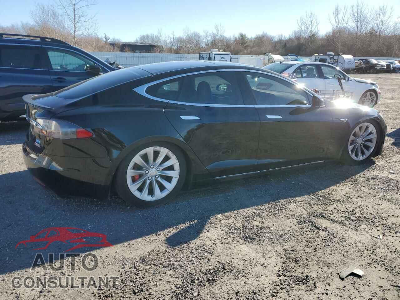 TESLA MODEL S 2016 - 5YJSA1E43GF139378