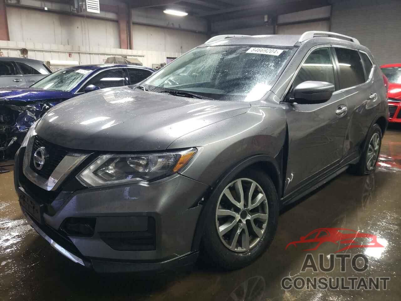 NISSAN ROGUE 2017 - KNMAT2MT2HP537614