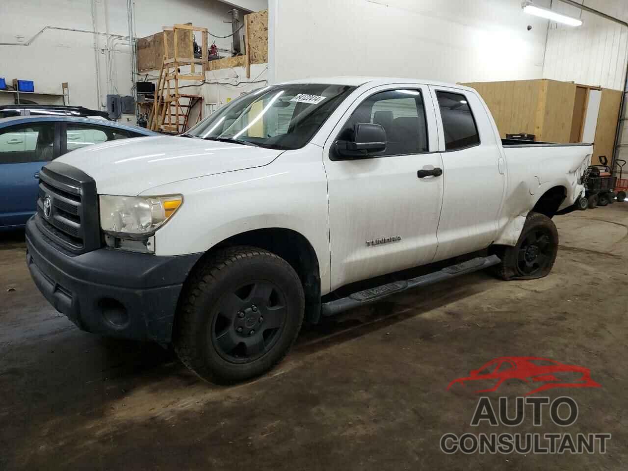 TOYOTA TUNDRA 2010 - 5TFUM5F19AX014894