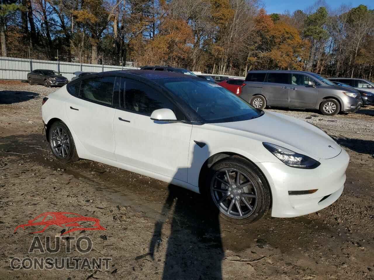 TESLA MODEL 3 2018 - 5YJ3E1EB2JF146823