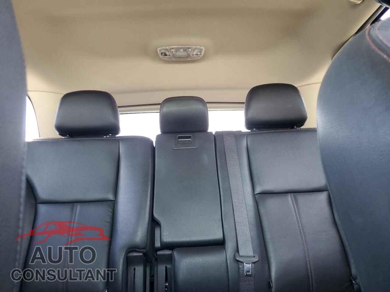 FORD EDGE 2011 - 2FMDK3JC6BBB20596