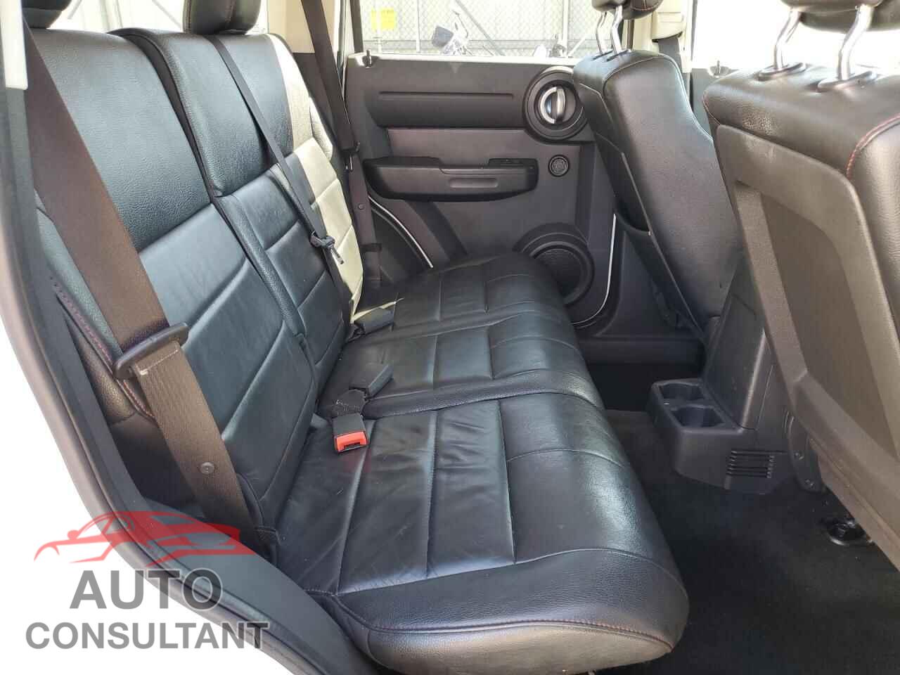 DODGE NITRO 2011 - 1D4PU4GX6BW607486