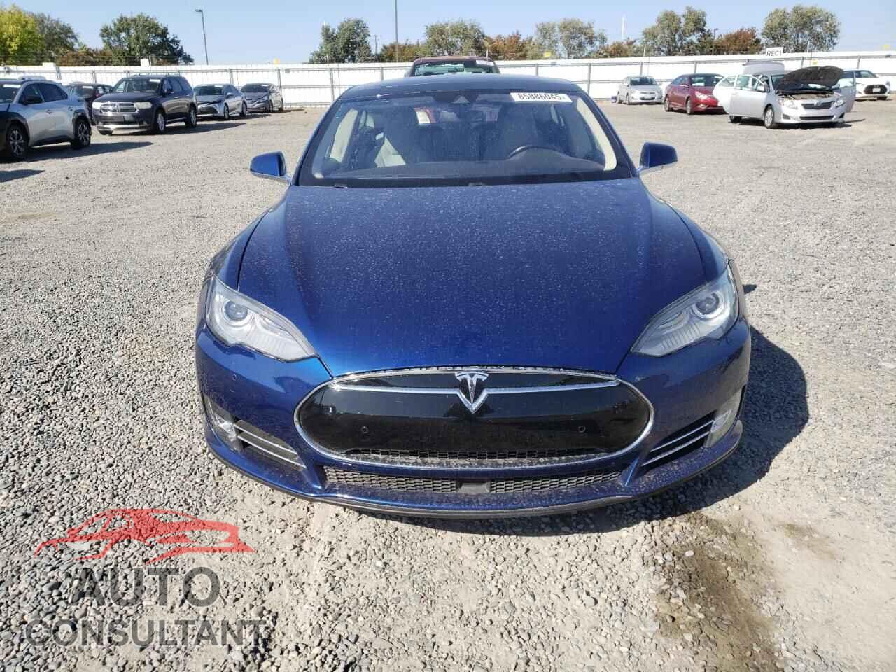 TESLA MODEL S 2015 - 5YJSA1S29FF090334