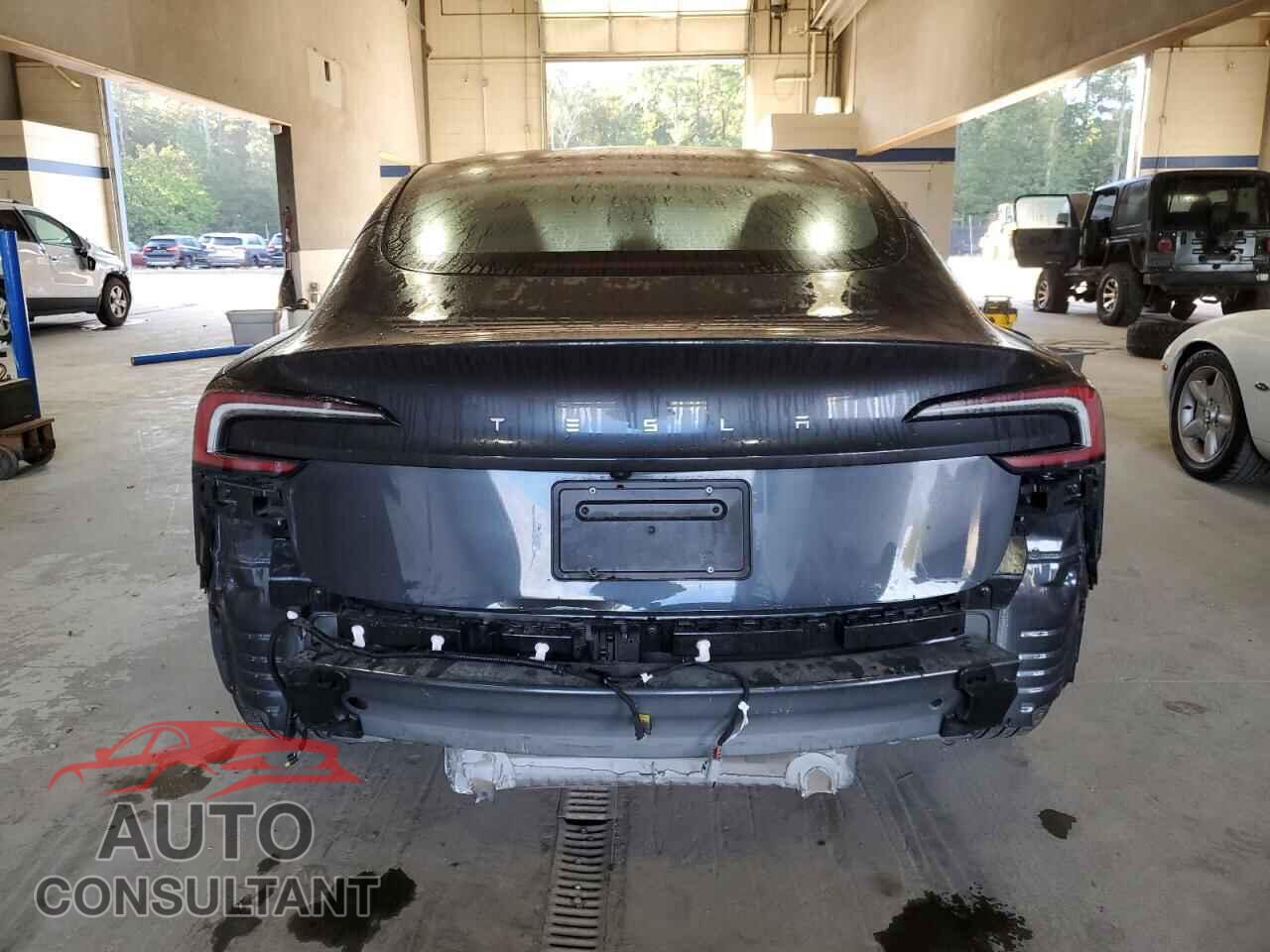 TESLA MODEL 3 2024 - 5YJ3E1EA2RF726205