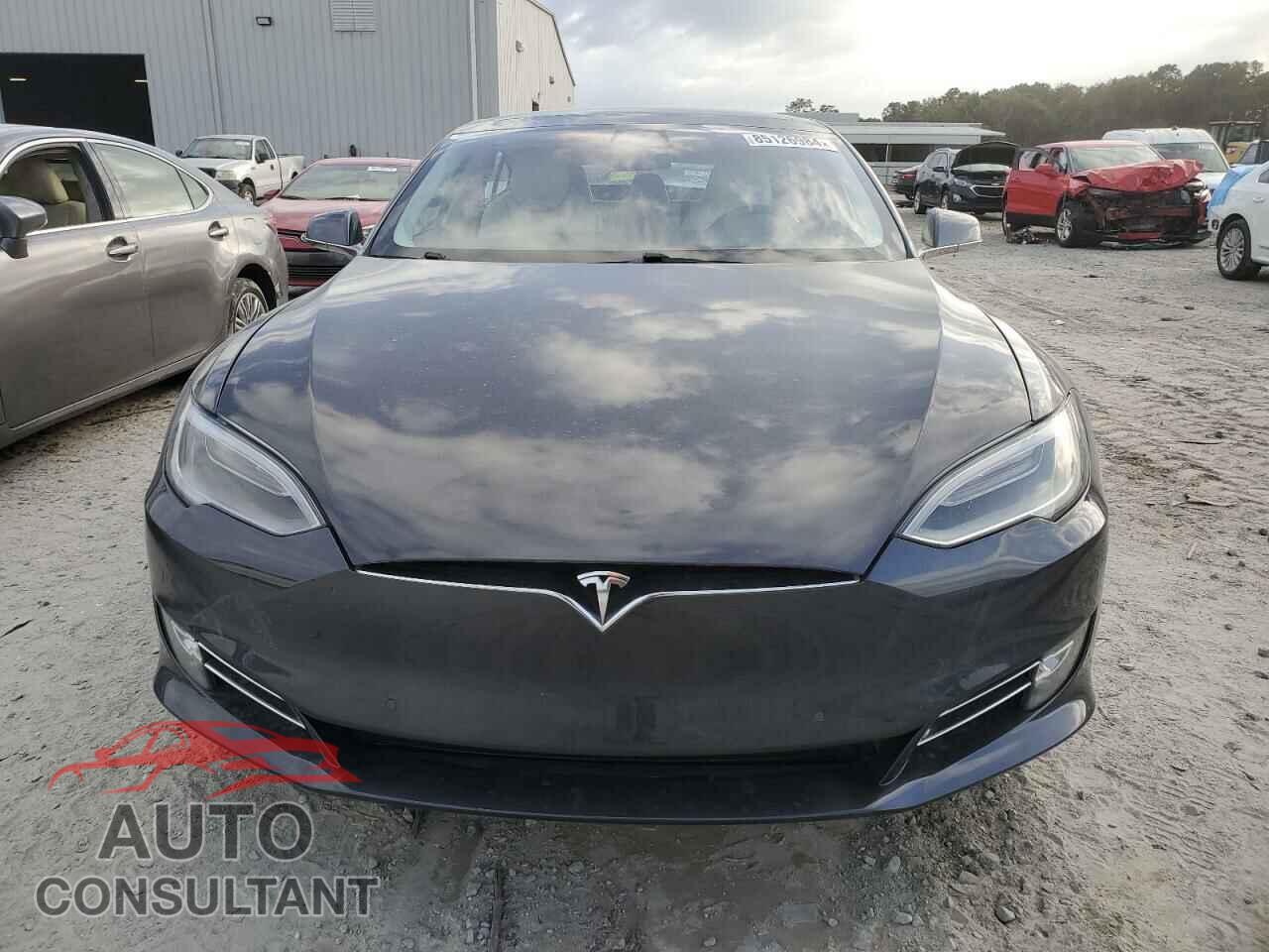 TESLA MODEL S 2018 - 5YJSA1E25JF286498