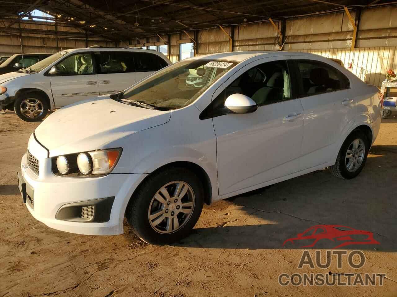 CHEVROLET SONIC 2012 - 1G1JC5SH0C4103968