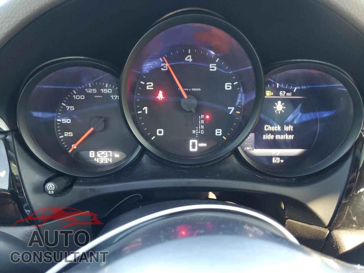 PORSCHE MACAN 2018 - WP1AA2A57JLB02448