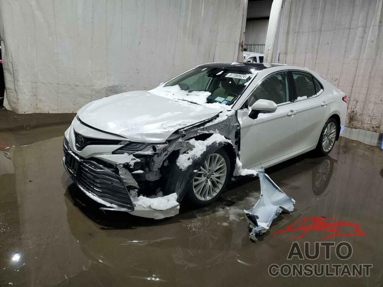 TOYOTA CAMRY 2020 - 4T1F11BK5LU008910