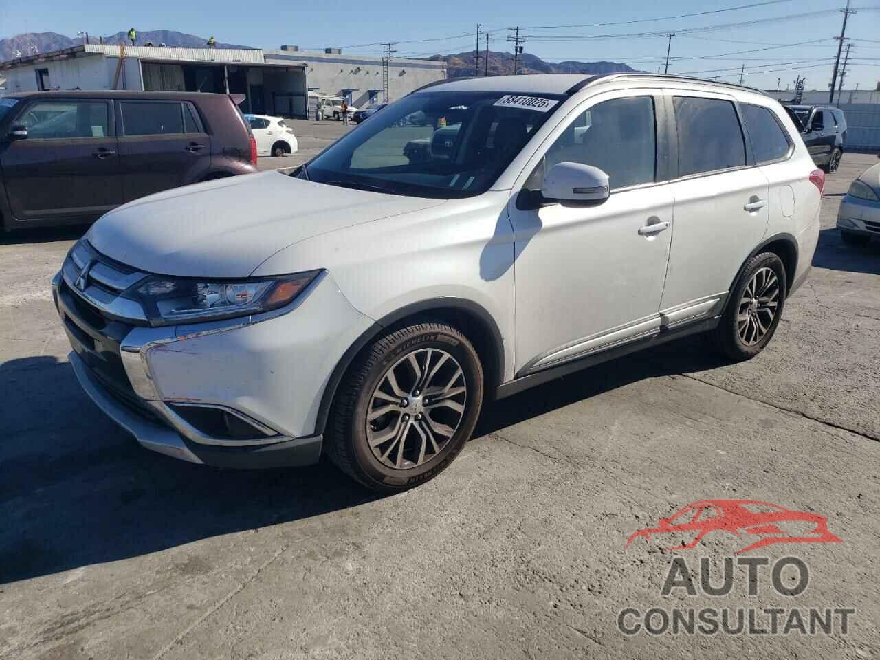 MITSUBISHI OUTLANDER 2016 - JA4AD3A38GZ055914