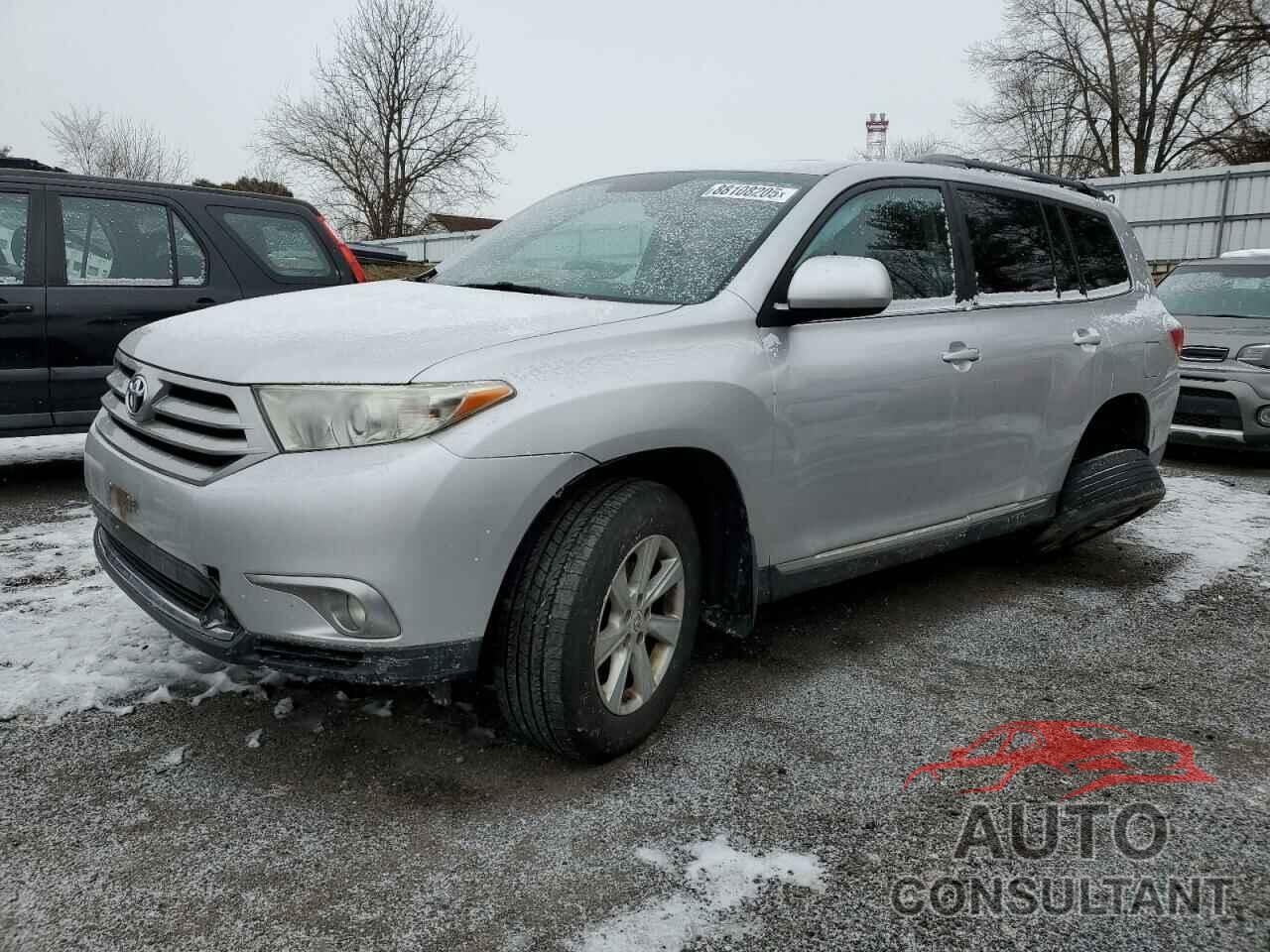 TOYOTA HIGHLANDER 2011 - 5TDBK3EH4BS067378