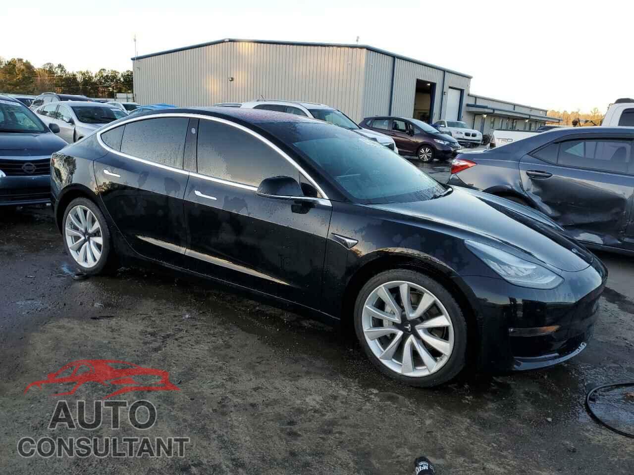 TESLA MODEL 3 2018 - 5YJ3E1EA6JF163745