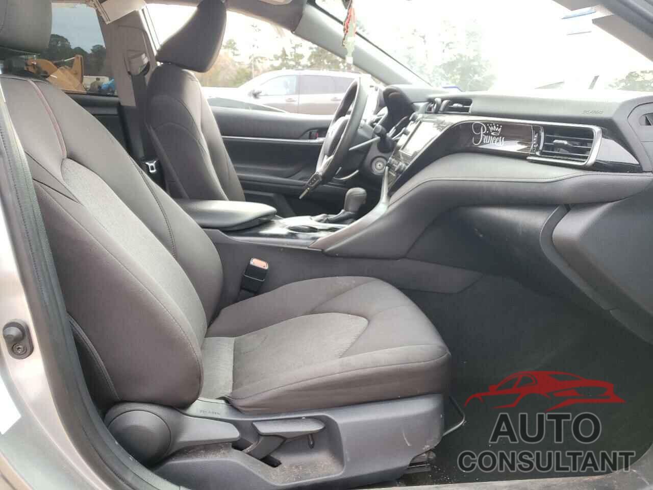 TOYOTA CAMRY 2019 - 4T1B11HK6KU206142