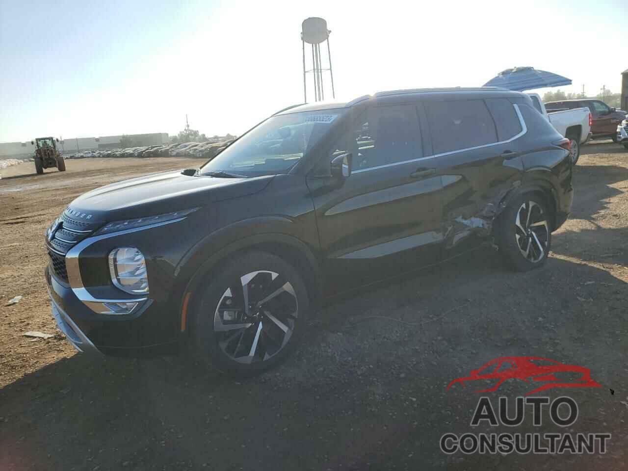 MITSUBISHI OUTLANDER 2023 - JA4J3VA88PZ059682