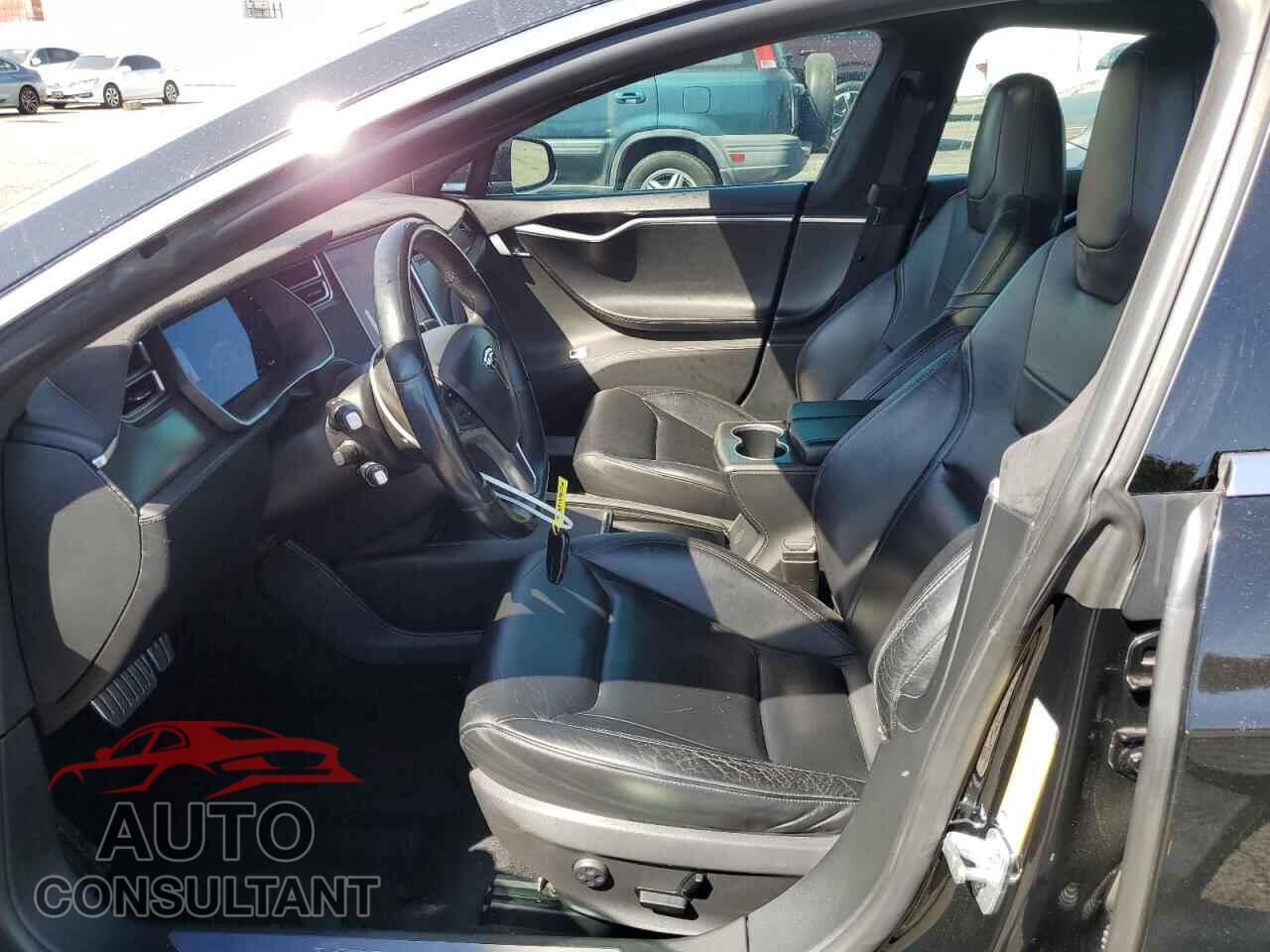 TESLA MODEL S 2015 - 5YJSA4H42FF081453