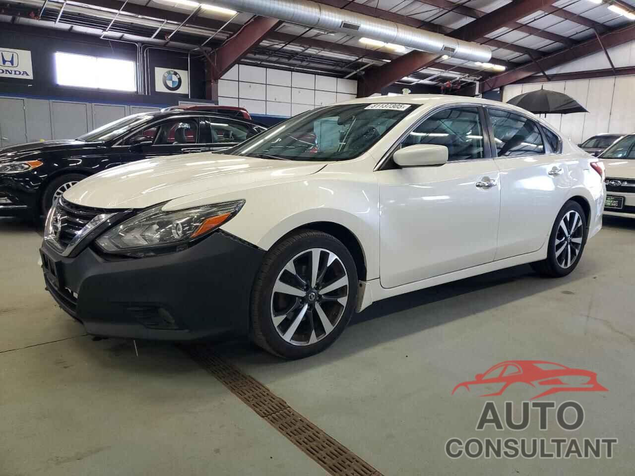 NISSAN ALTIMA 2017 - 1N4AL3AP8HC257075