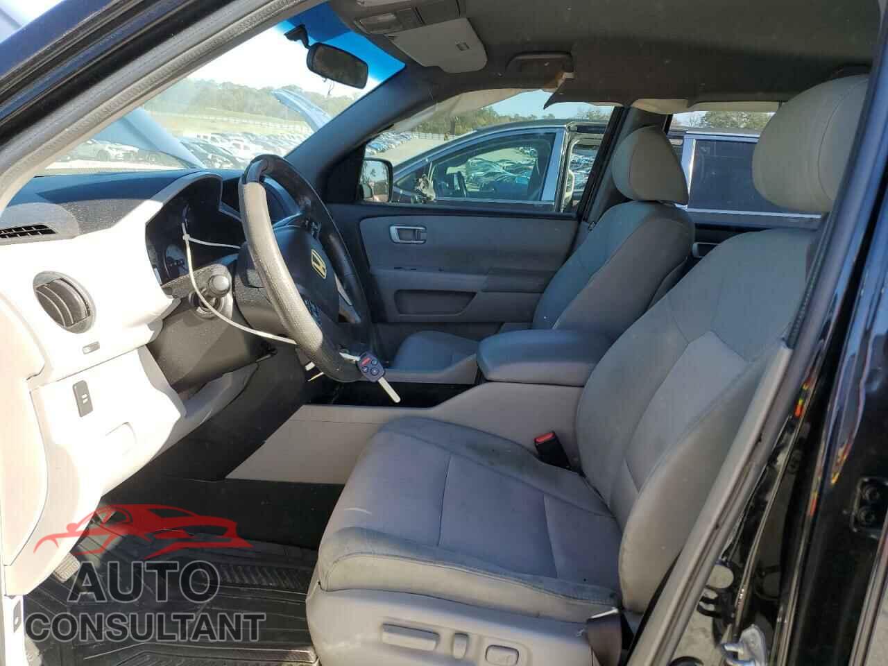 HONDA PILOT 2011 - 5FNYF3H44BB052097