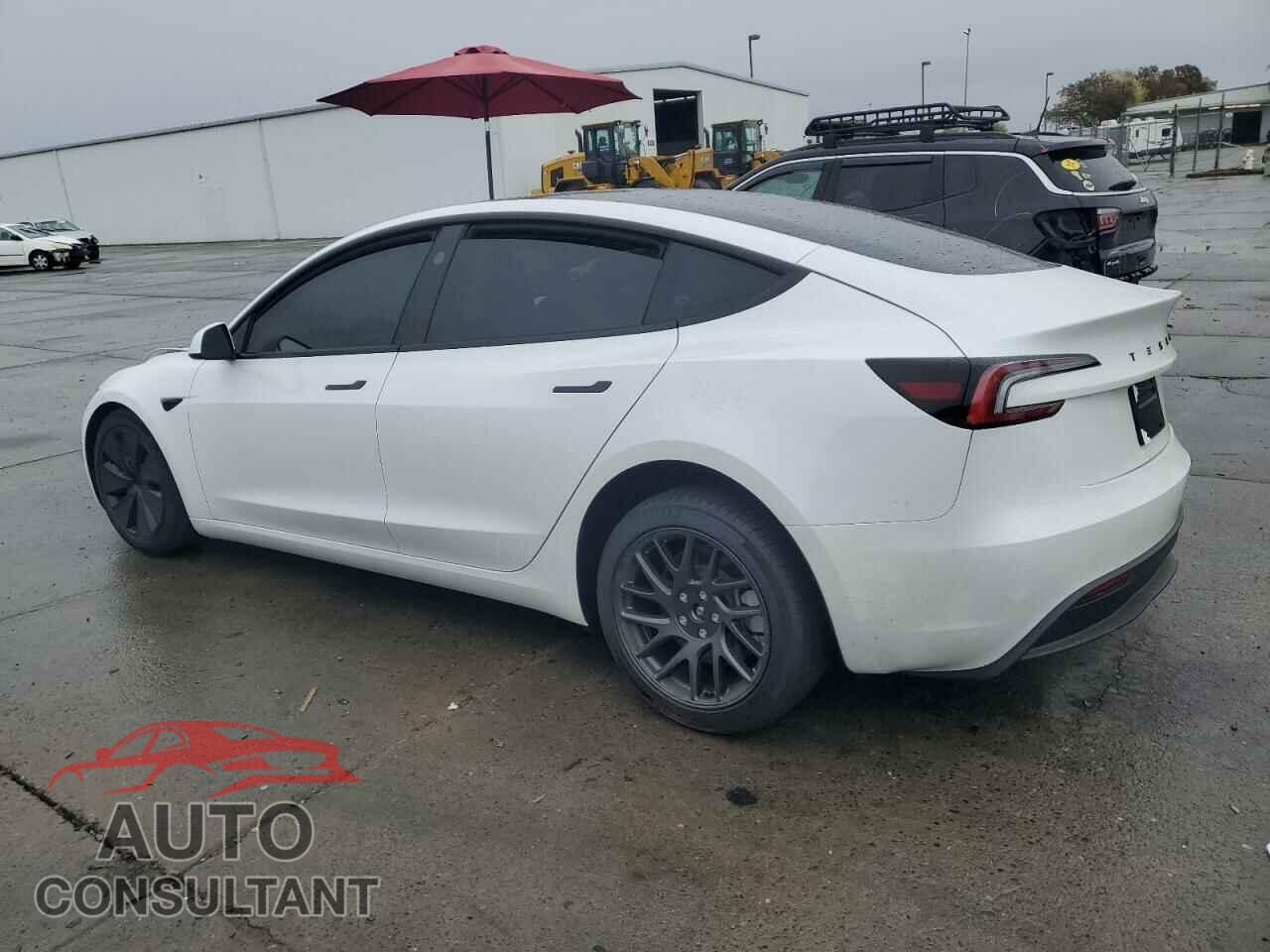 TESLA MODEL 3 2024 - 5YJ3E1EA6RF857931
