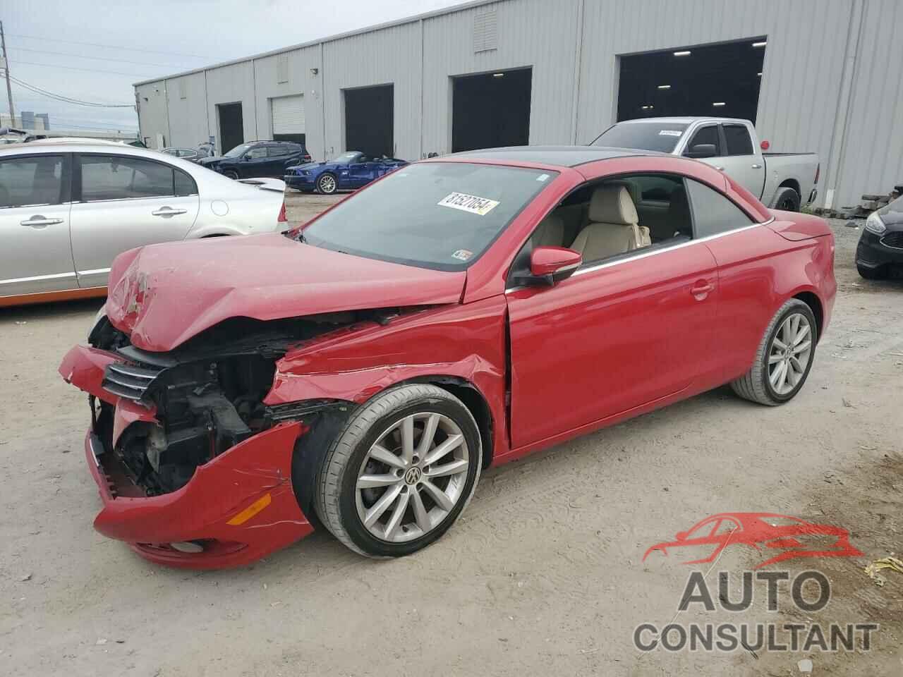 VOLKSWAGEN EOS 2013 - WVWBW8AHXDV008674