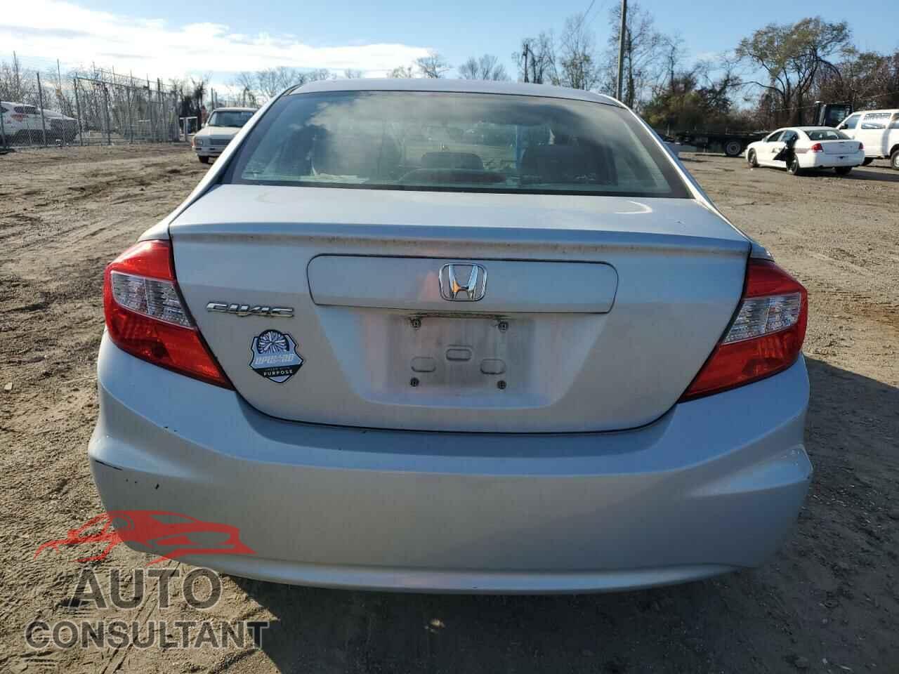 HONDA CIVIC 2012 - 2HGFB2F57CH501620