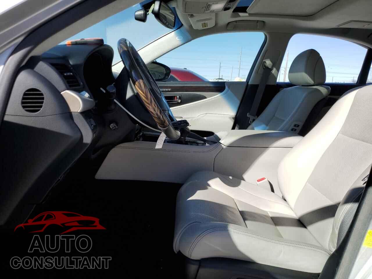 LEXUS LS460 2015 - JTHBL5EF2F5135761