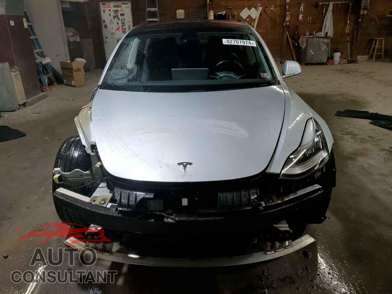 TESLA MODEL 3 2018 - 5YJ3E1EB5JF054475