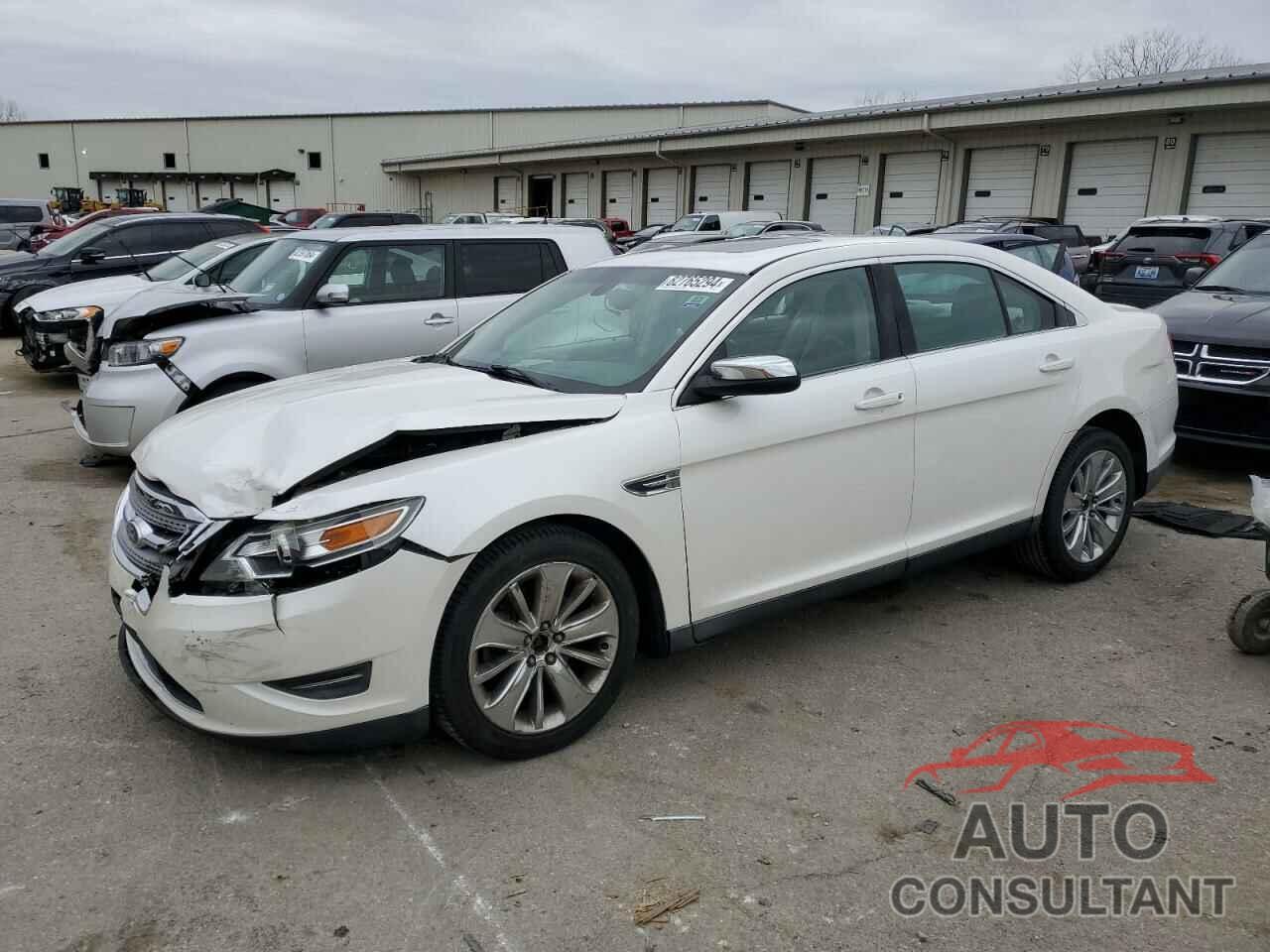 FORD TAURUS 2011 - 1FAHP2FW4BG135598
