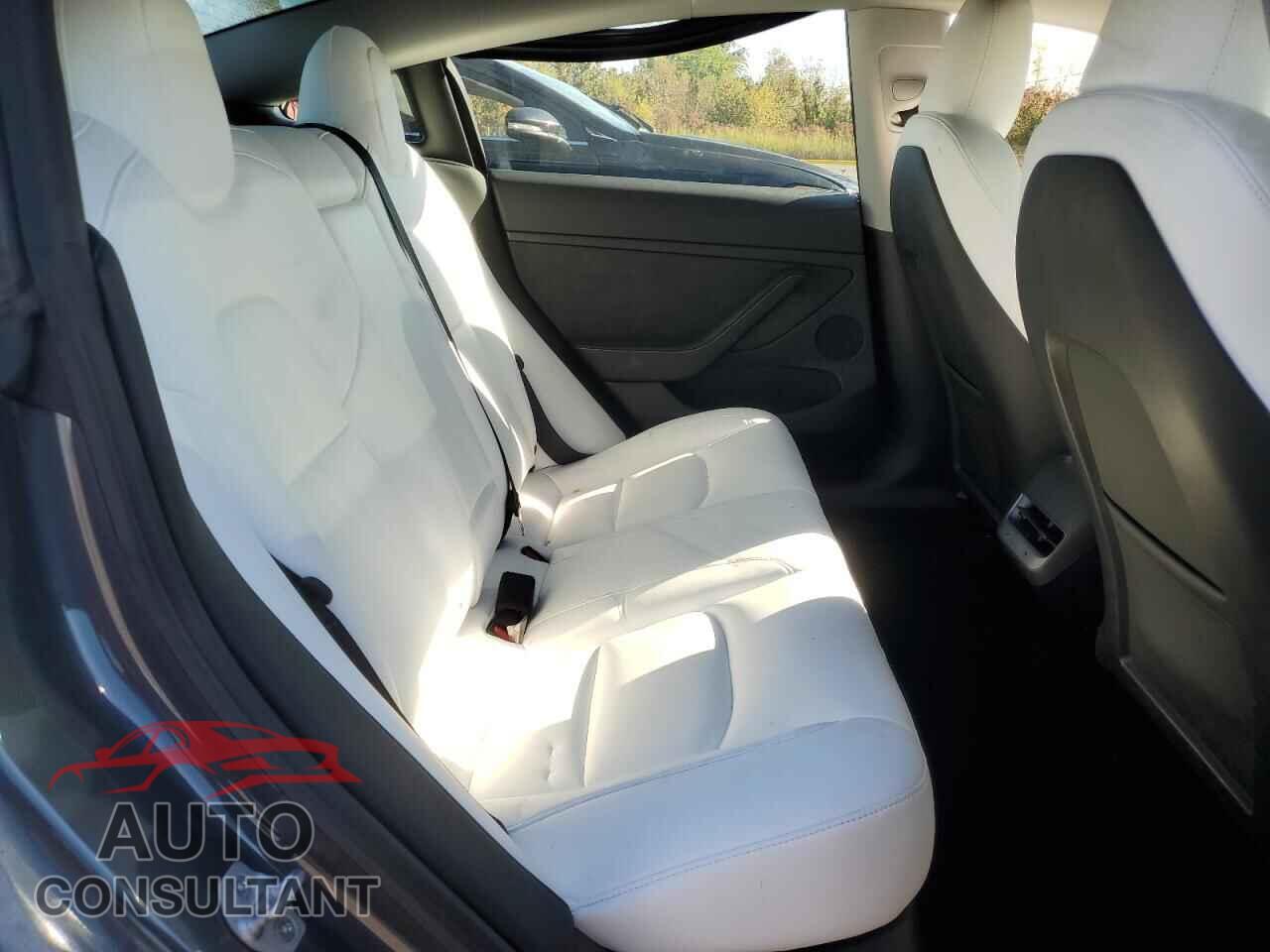 TESLA MODEL 3 2023 - 5YJ3E1EA2PF641832